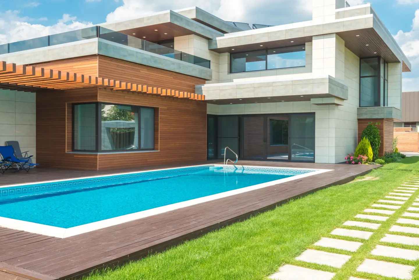 Swimming pool built in Richmond Hill, NSW